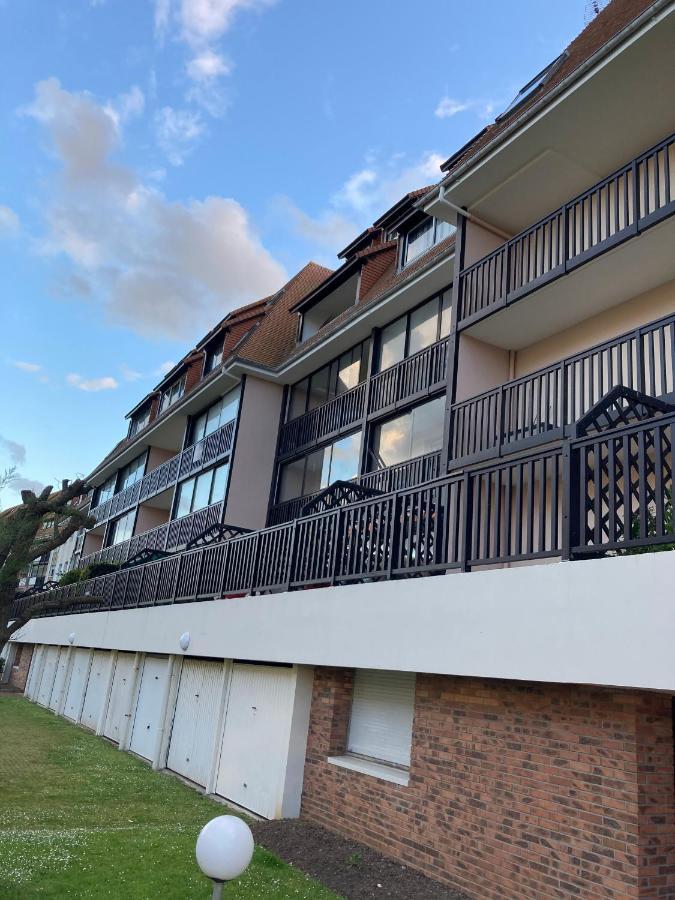 Appartement Neuf Beautiful Villers 1-4 Pers Avec Parking Prive Et A 200 M Plage Zewnętrze zdjęcie