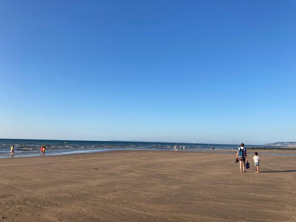 Appartement Neuf Beautiful Villers 1-4 Pers Avec Parking Prive Et A 200 M Plage Zewnętrze zdjęcie
