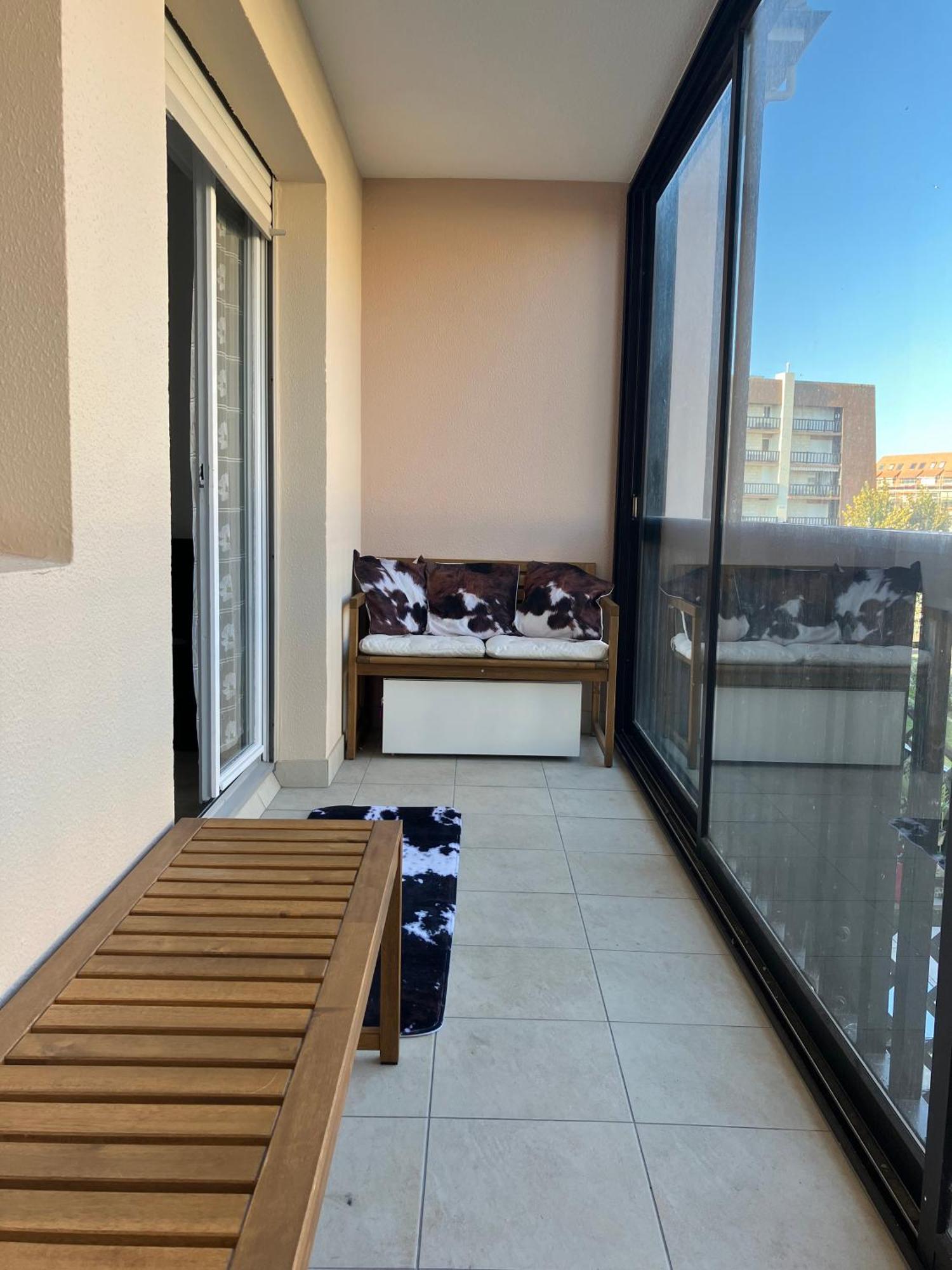 Appartement Neuf Beautiful Villers 1-4 Pers Avec Parking Prive Et A 200 M Plage Zewnętrze zdjęcie